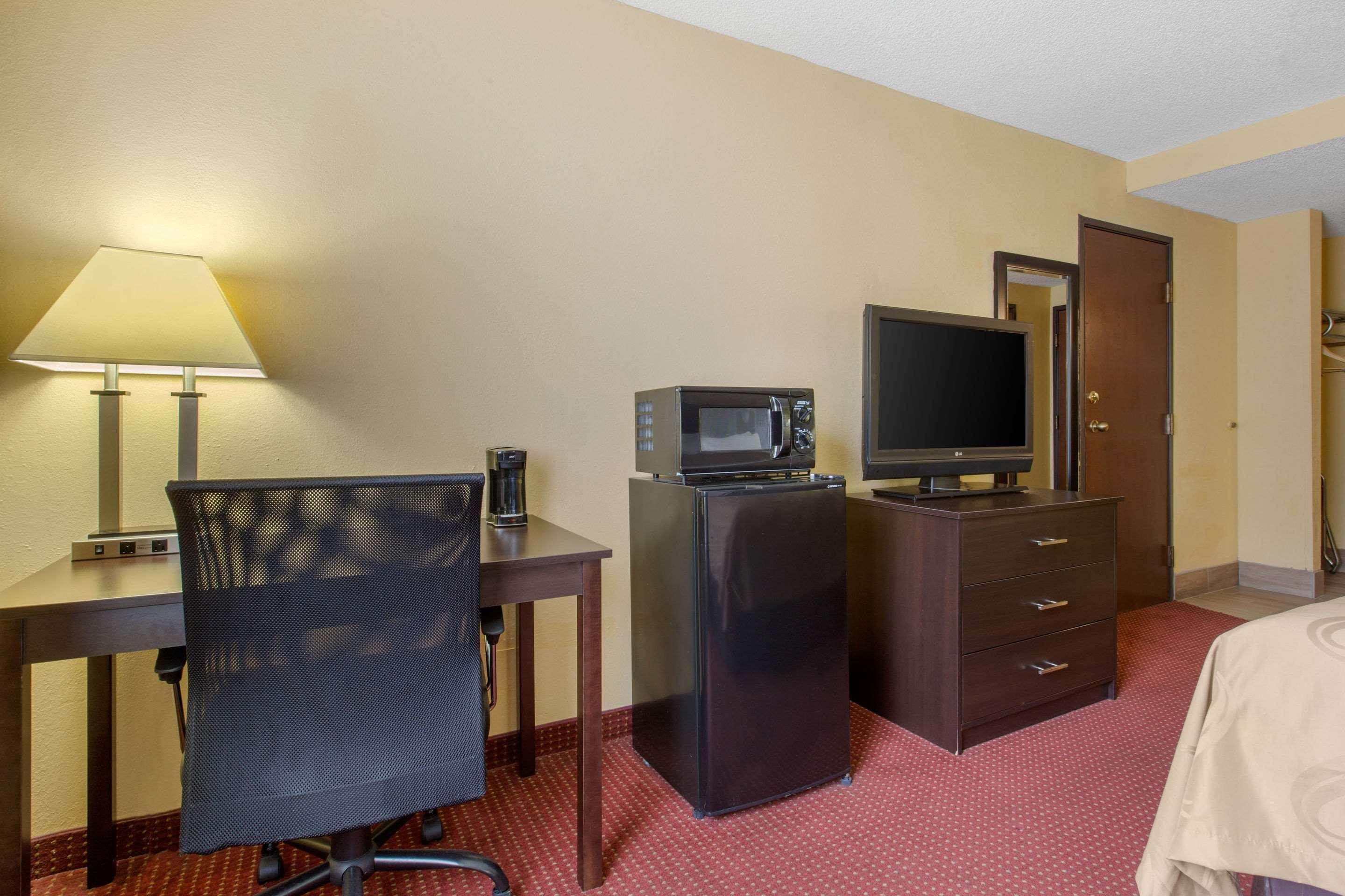 Quality Inn Williamston Buitenkant foto